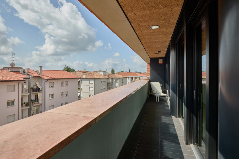 In una delle strutture più ricercate e apprezzate della zona, MERAVIGLIOSO APPARTAMENTO, posto al...