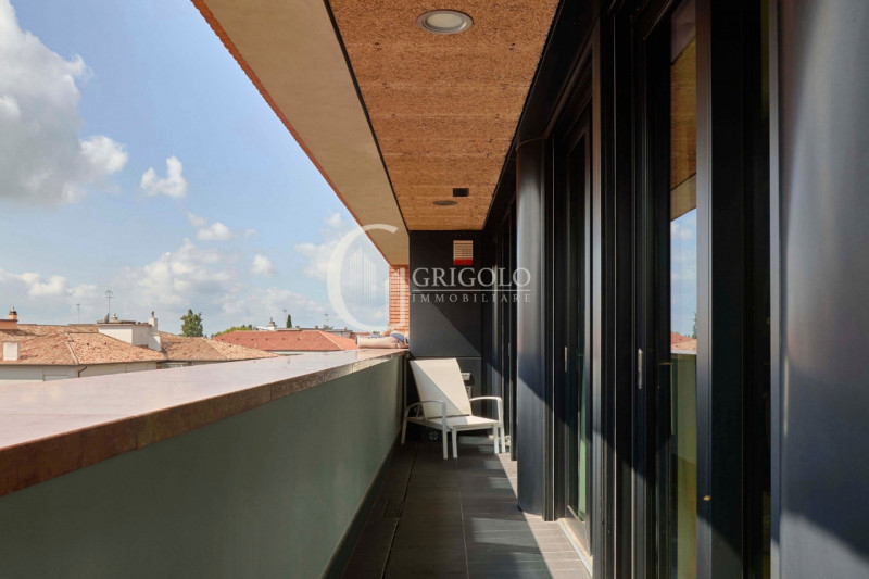 In una delle strutture più ricercate e apprezzate della zona, MERAVIGLIOSO APPARTAMENTO, posto al...