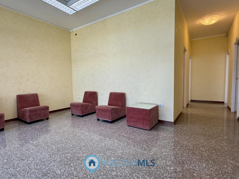 Immobile in esclusiva al Gruppo Padova MLS
QUARTIERE SAN CARLO  in via Duprè - residence "La Piet...