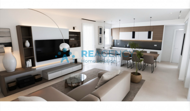 Siete una famiglia di 4 persone o volete spostarvi dalle colline in centro paese e volete comunqu...