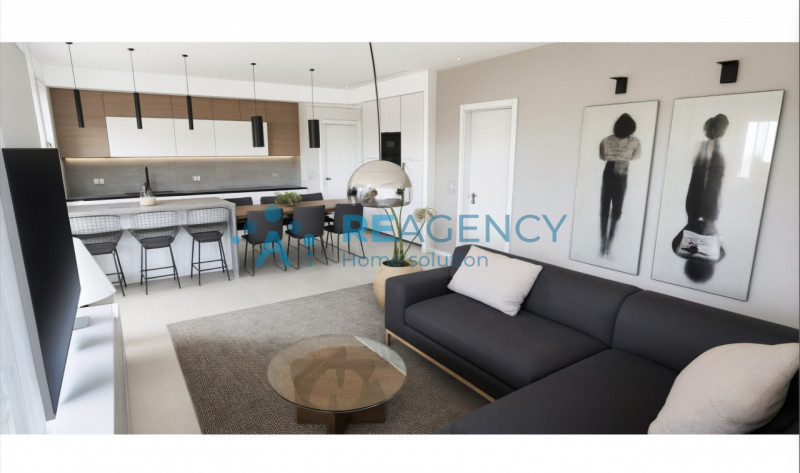 Siete una famiglia di 4 persone o volete spostarvi dalle colline in centro paese e volete comunqu...