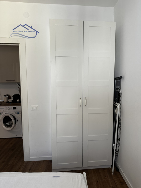 Nel cuore del Centro Storico di Padova, proponiamo in vendita un accogliente e ben rifinito biloc...