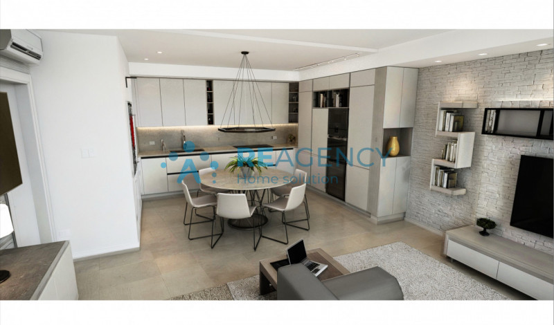 TRISSINO

Siete una famiglia di 4 persone o volete spostarvi dalle colline in centro paese e vole...