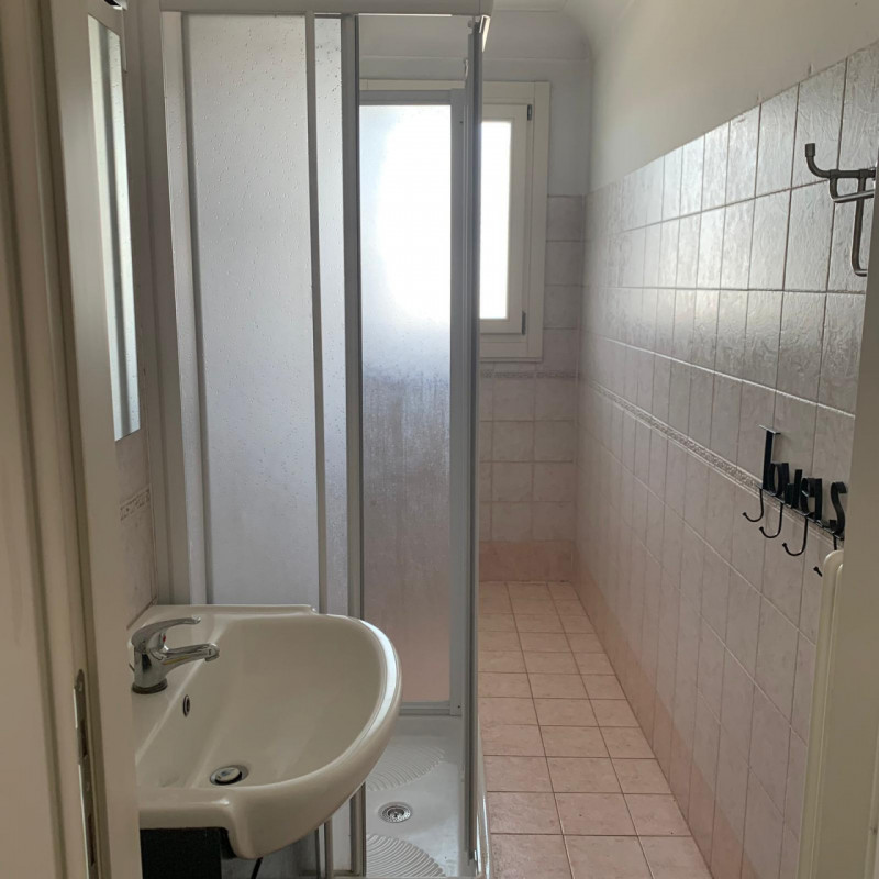 Benvenuti in questo appartamento quadrilocale situato nel cuore del Centro Storico di Vicenza. Qu...