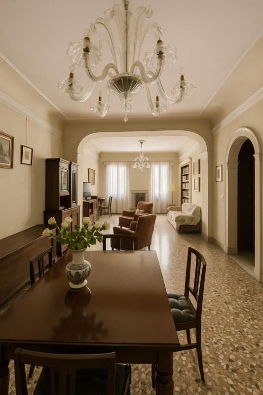 Nel cuore pulsante di Venezia, a soli 650 metri da Piazza San Marco e a 400 metri dal celebre Pon...