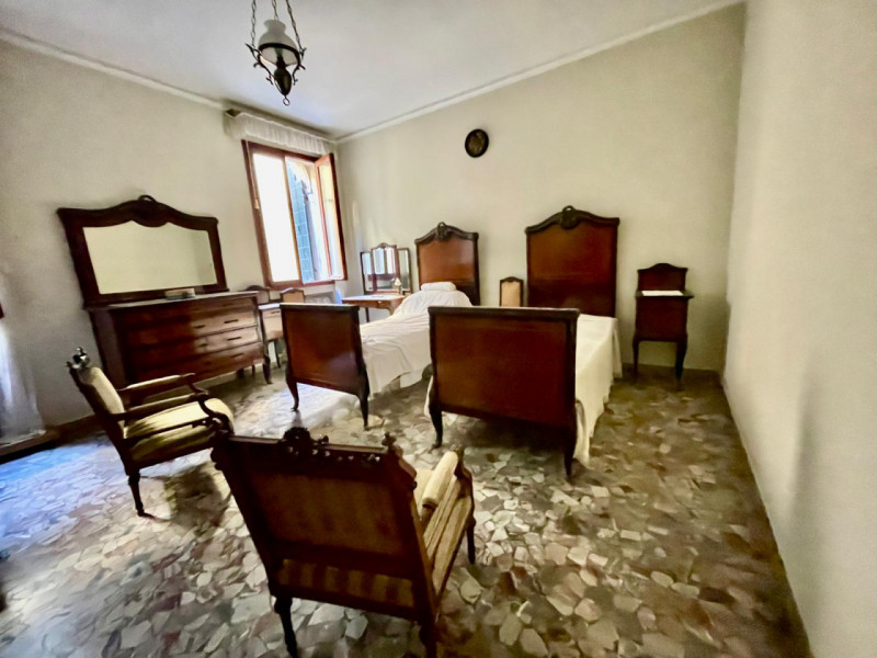 Nel cuore pulsante di Venezia, a soli 650 metri da Piazza San Marco e a 400 metri dal celebre Pon...