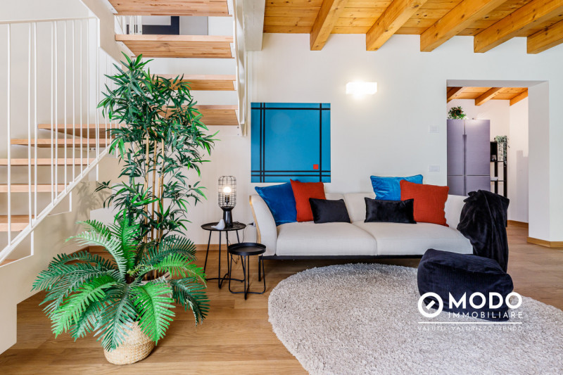 VIVI LA TUA INDIPENDENZA NEL CUORE DI VICENZA
ELEGANZA CONTEMPORANEA, COMFORT TOTALE, VITA URBANA...