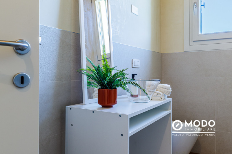 VIVI LA TUA INDIPENDENZA NEL CUORE DI VICENZA
ELEGANZA CONTEMPORANEA, COMFORT TOTALE, VITA URBANA...