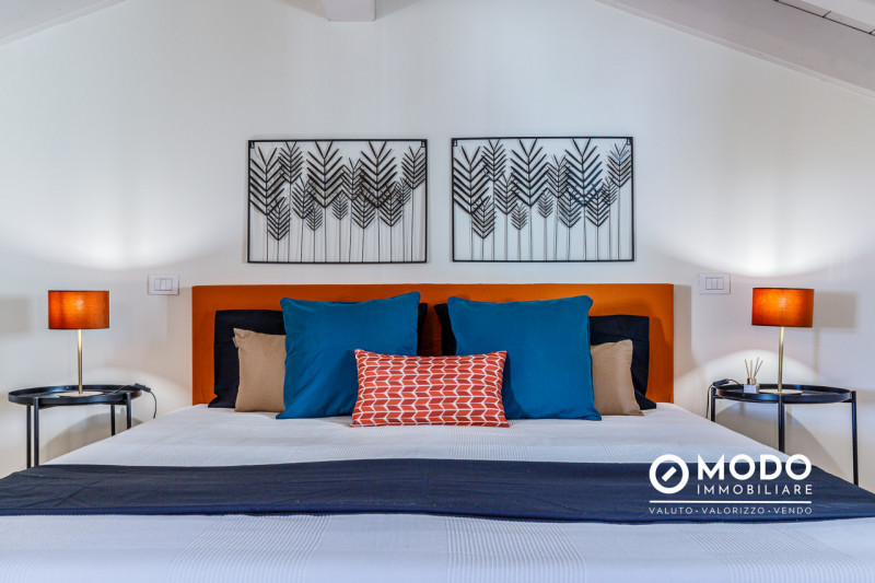 VIVI LA TUA INDIPENDENZA NEL CUORE DI VICENZA
ELEGANZA CONTEMPORANEA, COMFORT TOTALE, VITA URBANA...