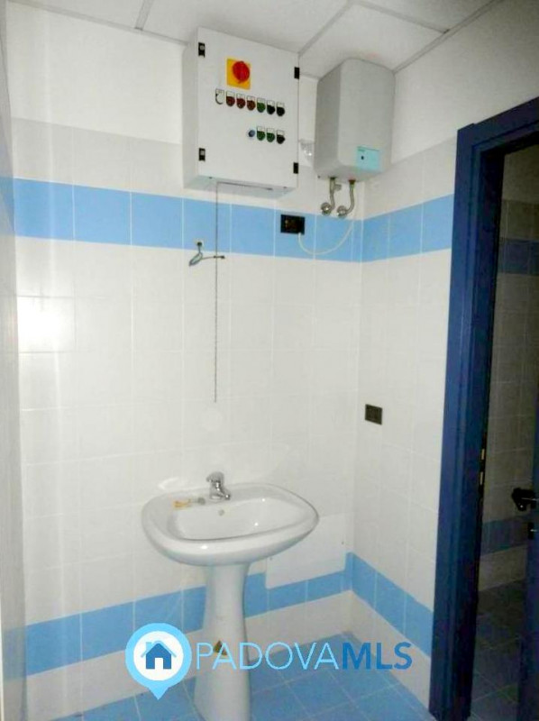 Immobile in esclusiva al Gruppo Padova MLS

Situato nella tranquilla e ricercata zona di Capricci...