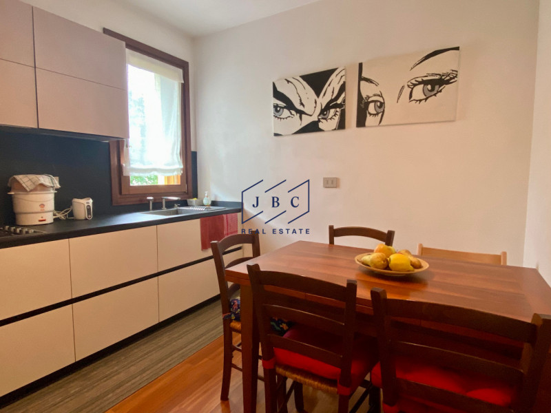 ODERZO - (TV) 
A Oderzo in zona residenziale silenziosa e comoda al centro proponiamo un delizios...