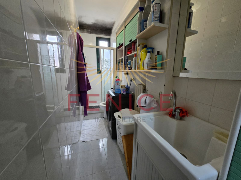 Scopri questo accogliente e raffinato appartamento trilocale situato nel cuore di Santa Maria di ...