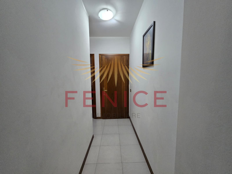 Scopri questo accogliente e raffinato appartamento trilocale situato nel cuore di Santa Maria di ...