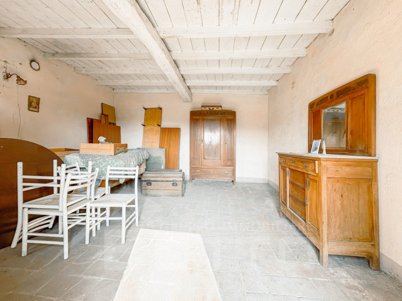 Semi-detached townhouse for sale in Mezzomerico, with garden