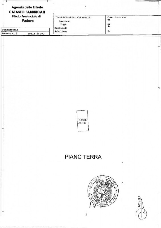 A due passi dalla zona pedonale, in nuova ed elegante palazzina, luminoso appartamento con terraz...