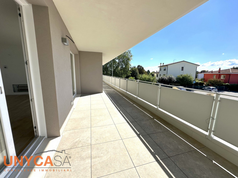 Nel cuore di Selvazzano, in strada chiusa di un quartiere residenziale defilato dal traffico, pro...