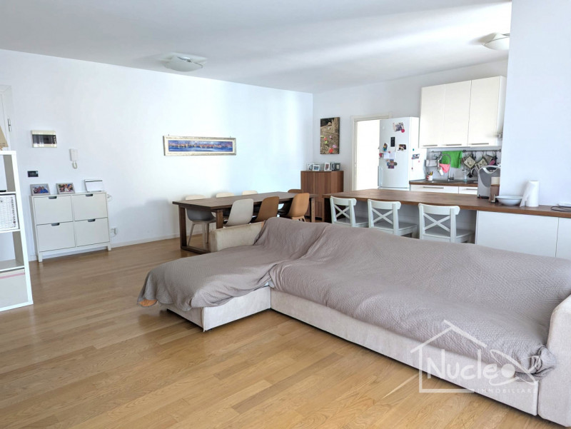 In zona centrale a Monselice e quindi comodo a tutti i principali servizi della città proponiamo ...