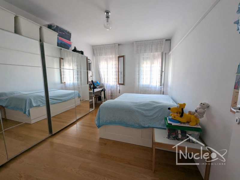 In zona centrale a Monselice e quindi comodo a tutti i principali servizi della città proponiamo ...