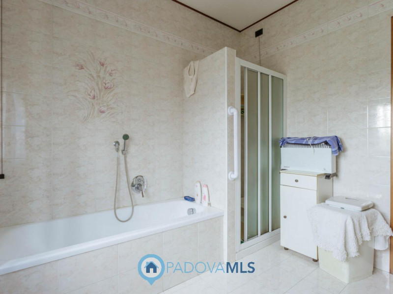 Immobile in esclusiva al Gruppo Padova MLS
Immagina una casa dove ogni famiglia può avere il prop...