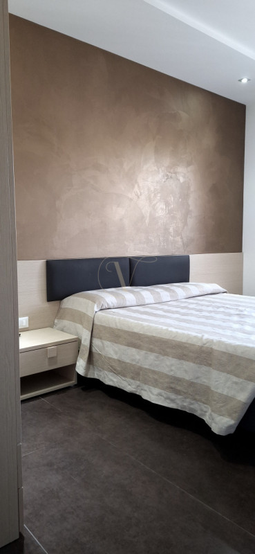 PIAZZA FONTANA, nel cuore di Bibione, su Viale Aurora, via pedonale costellata da ristoranti, neg...