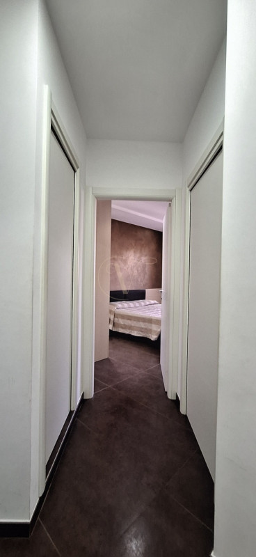 PIAZZA FONTANA, nel cuore di Bibione, su Viale Aurora, via pedonale costellata da ristoranti, neg...