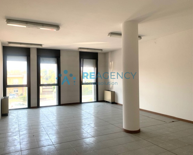 Altavilla Vicentina - via Vicenza

Stai cercando un ufficio in un contesto direzionale/commercial...