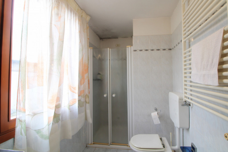 MONSELICE: presso il quartiere del Carmine, si propone porzione di bifamiliare con giardino esclu...