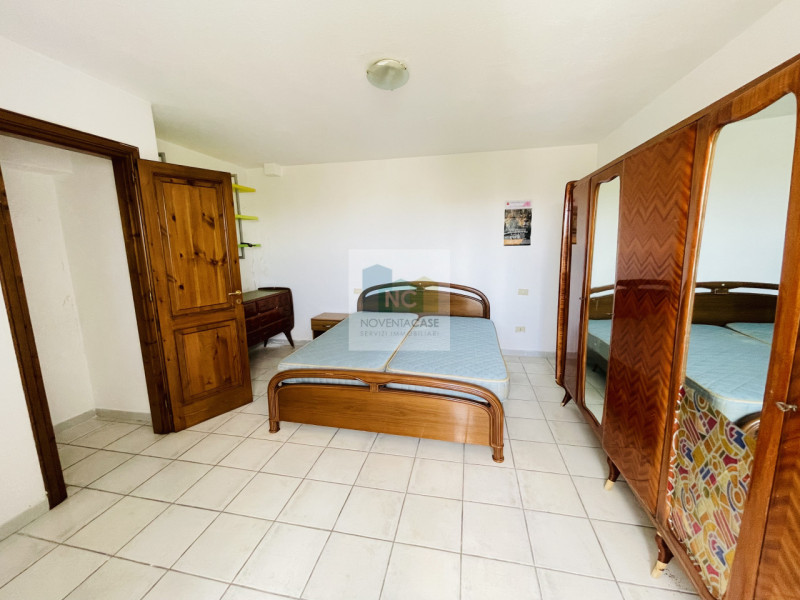 Forio, zona cierco interessante appartamento quadrilocale ,con una superficie di 85 mq e ingresso...