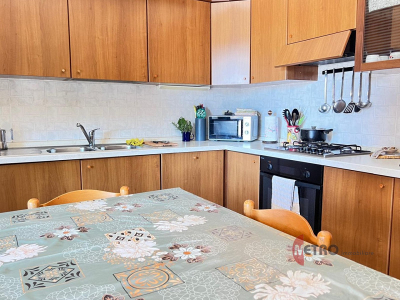 In una delle zone più comode e servite di Valdagno, precisamente in località Ponte dei Nori, prop...