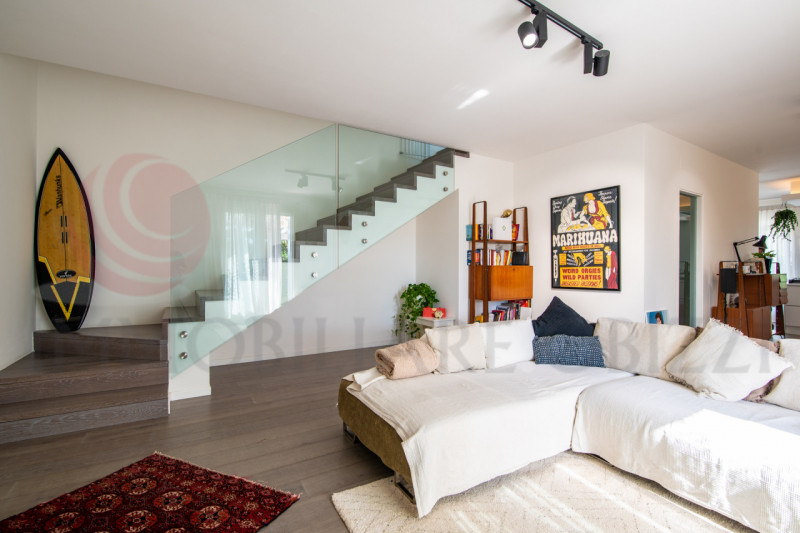 ALBIGNASEGO zona Ferri: vendesi porzione di trifamiliare in quartiere residenziale su due livelli...