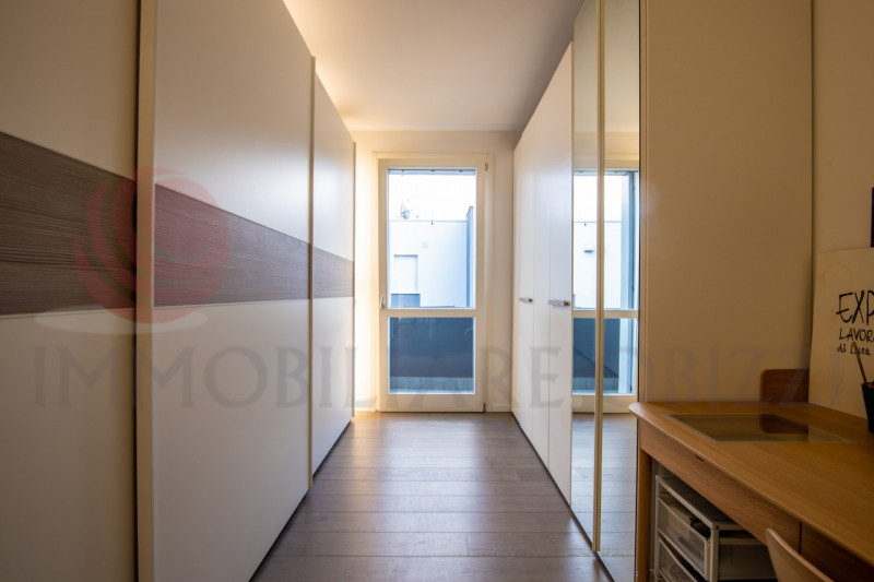 ALBIGNASEGO zona Ferri: vendesi porzione di trifamiliare in quartiere residenziale su due livelli...