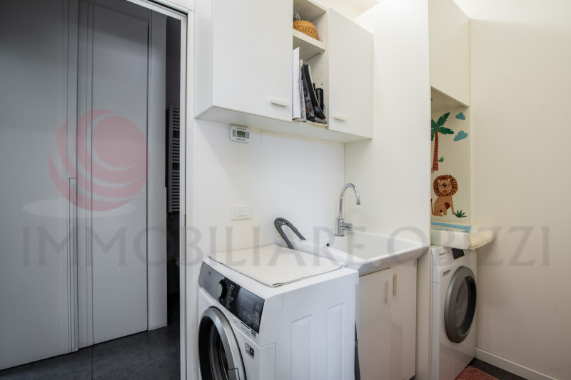 ALBIGNASEGO zona Ferri: vendesi porzione di trifamiliare in quartiere residenziale su due livelli...