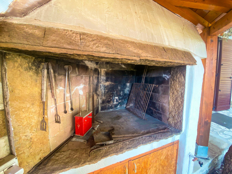 In una delle località più suggestive della costa sud-orientale della Sardegna, a Villasimius, pro...