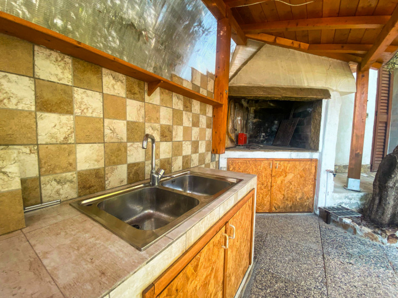 In una delle località più suggestive della costa sud-orientale della Sardegna, a Villasimius, pro...