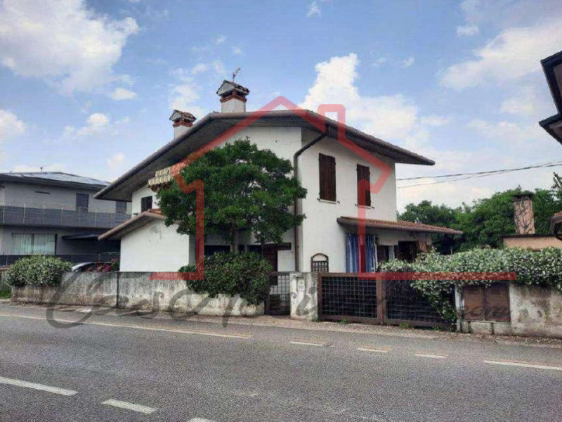 Rif. PE8425
La nostra Agenzia ha selezionato per Voi l'occasione del mese all'asta.

Proponiamo e...