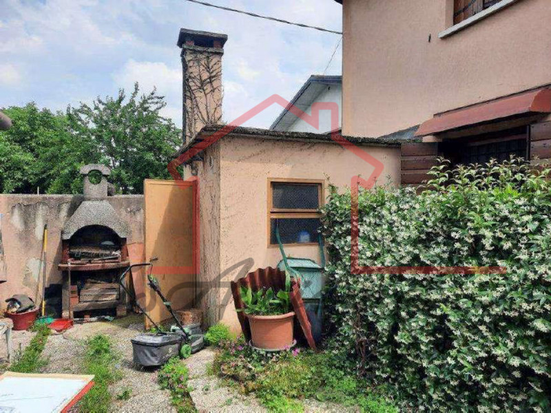 Rif. PE8425
La nostra Agenzia ha selezionato per Voi l'occasione del mese all'asta.

Proponiamo e...