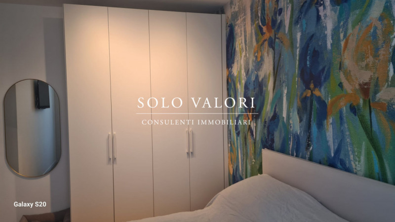 Rif. JE11 (per info 3381655389 Andrea S.)

Scopri il tuo nuovo rifugio al mare! Situato nel cuore...