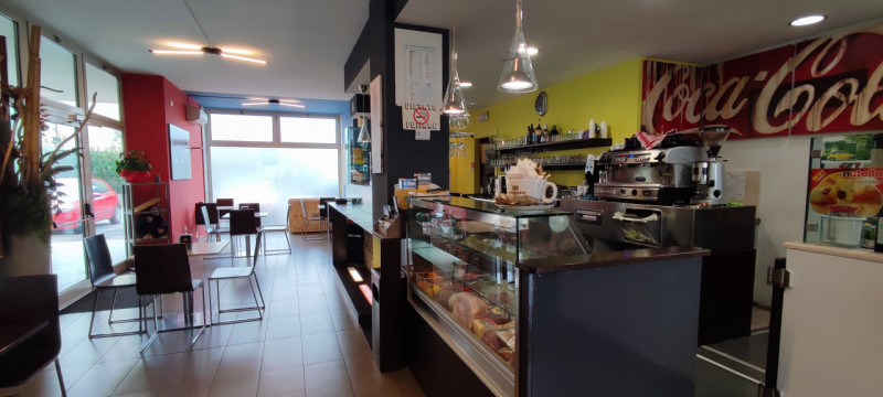 Nel centro di Istrana, proponiamo in vendita un bar moderno e luminoso, situato in una posizione ...