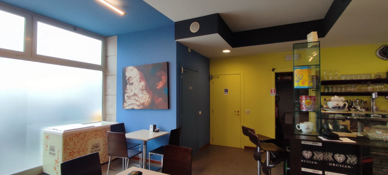 Nel centro di Istrana, proponiamo in vendita un bar moderno e luminoso, situato in una posizione ...