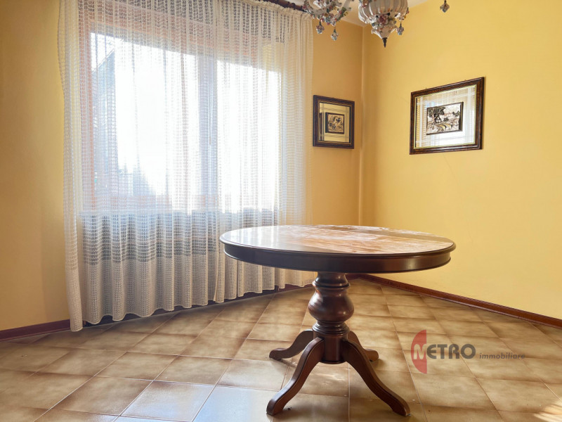 APPARTAMENTO TRILOCALE IN VENDITA – VALDAGNO (VI), VIA CESARE BECCARIA
Luminoso, arredato, con ca...