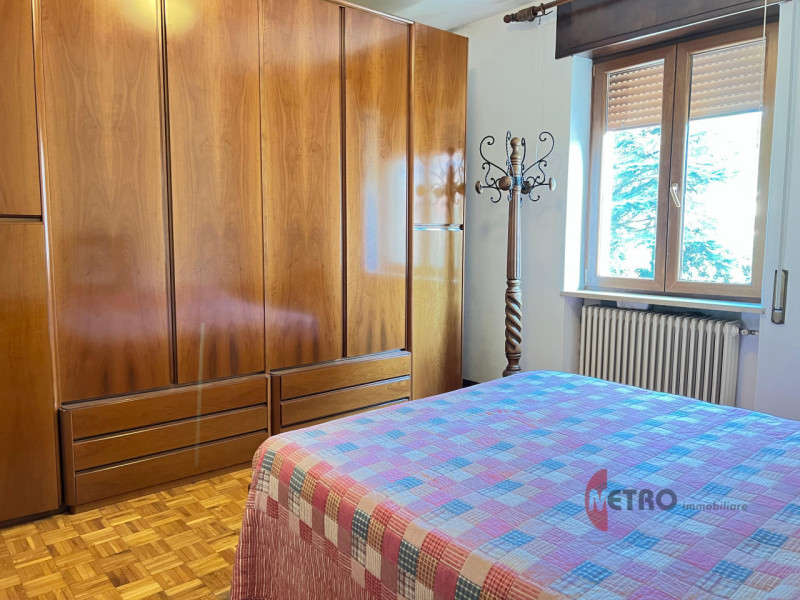 APPARTAMENTO TRILOCALE IN VENDITA – VALDAGNO (VI), VIA CESARE BECCARIA
Luminoso, arredato, con ca...