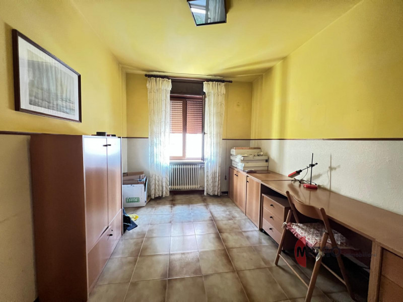 APPARTAMENTO TRILOCALE IN VENDITA – VALDAGNO (VI), VIA CESARE BECCARIA
Luminoso, arredato, con ca...