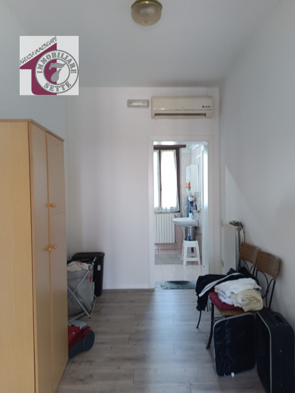 Vendesi VILLAFRANCA PADOVANA zona RONCHI appartamento al piano terra su bifamiliare in orizzontal...