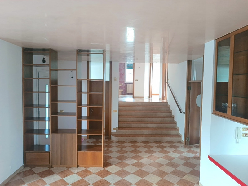 PALUELLO. Al confine con Dolo - Casa singola Euro 415.000. Classe energetica A2 con fotovoltaico ...