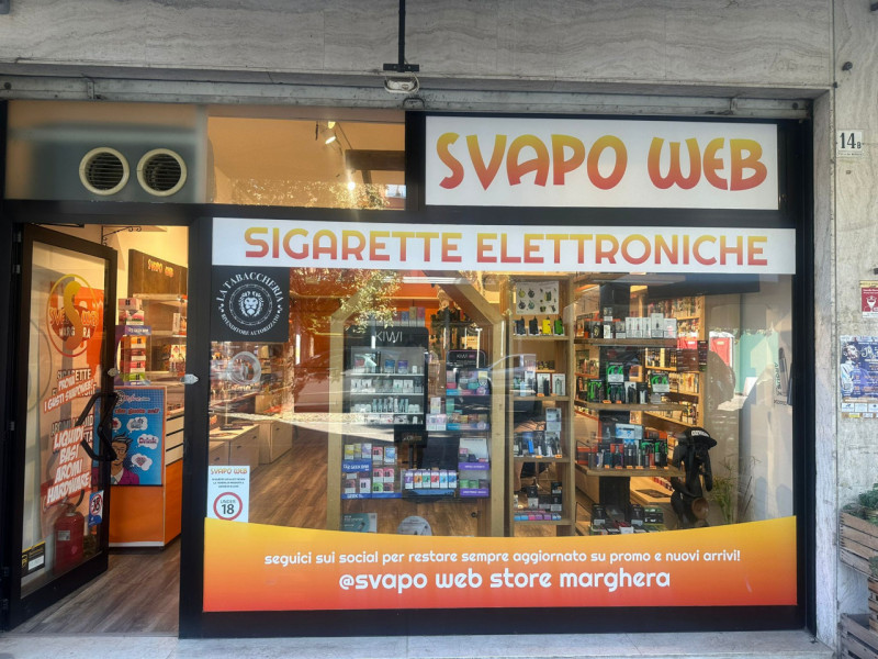 Marghera zona centrale - Piazza Del Mercato- , proponiamo in vendita un negozio di 40 mq, con  ve...