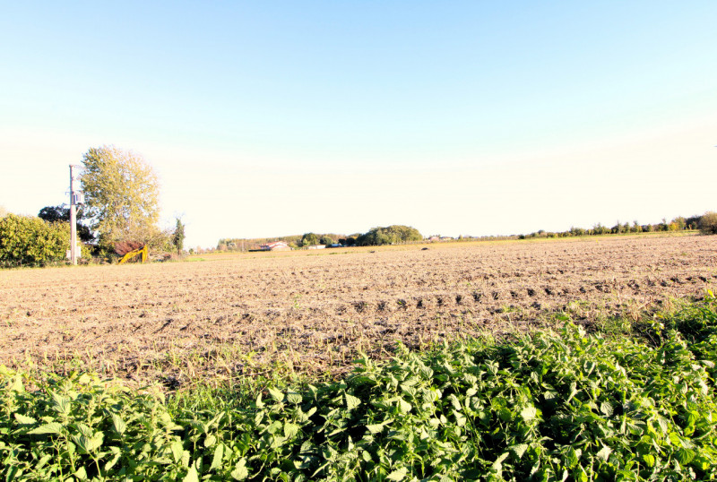 PERNUMIA: in località di Maseralino fabbricato di campagna inagibile con annesso ricovero attrezz...