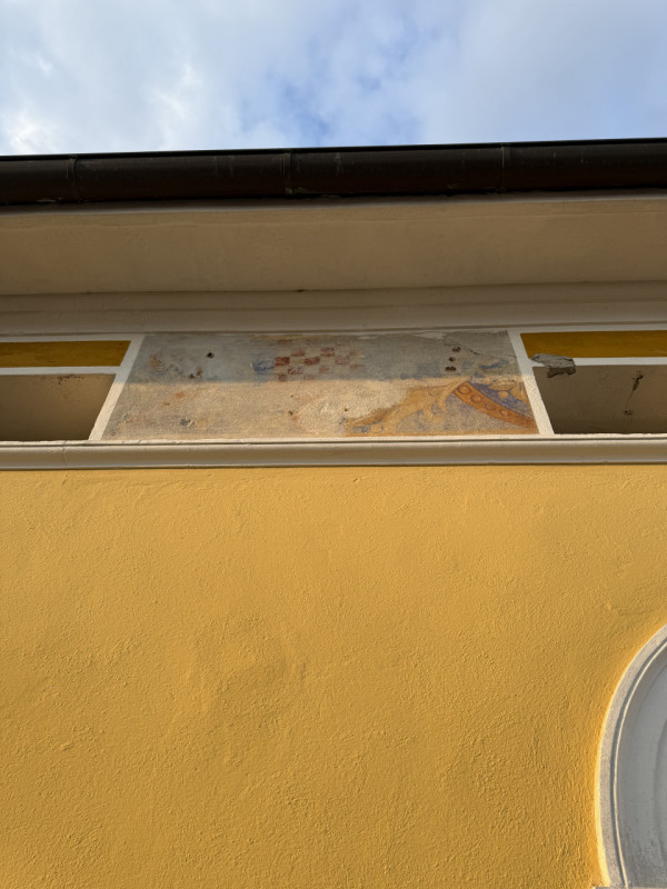 (Per INFO Fabrizio 3337743912) A pochissima distanza dal centro di Valdobbiadene, in una suggesti...