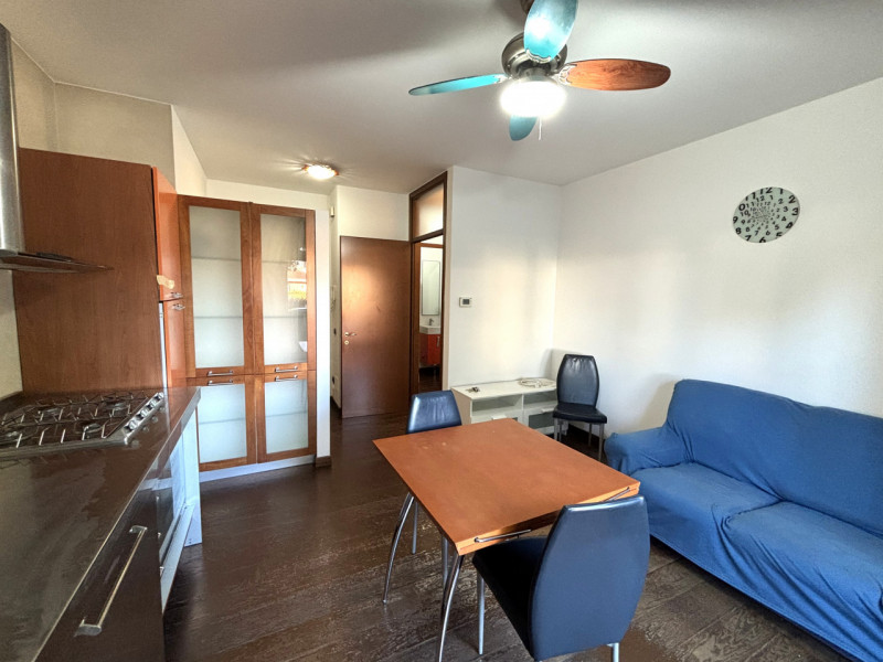 APPARTAMENTO IN LOCAZIONE !!!, COMODISSIMO, AL PIANO PRIMO CON ASCENSORE E GIARDINO CONDOMINIALE ...