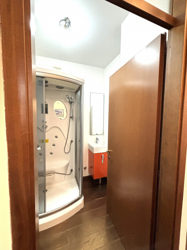 APPARTAMENTO IN LOCAZIONE !!!, COMODISSIMO, AL PIANO PRIMO CON ASCENSORE E GIARDINO CONDOMINIALE ...