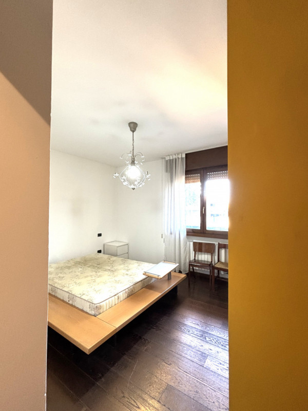 APPARTAMENTO IN LOCAZIONE !!!, COMODISSIMO, AL PIANO PRIMO CON ASCENSORE E GIARDINO CONDOMINIALE ...